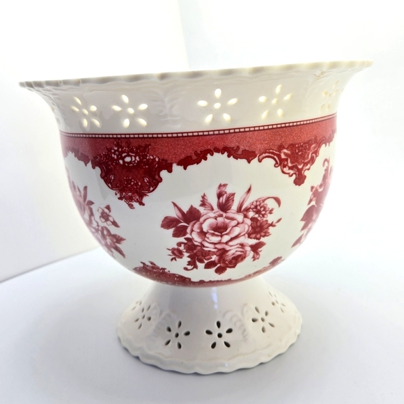 Vintage FTD Red Roses Vine‎ White Footed Bowl Victorian Cottagecore Traditional - Picture 1 of 8